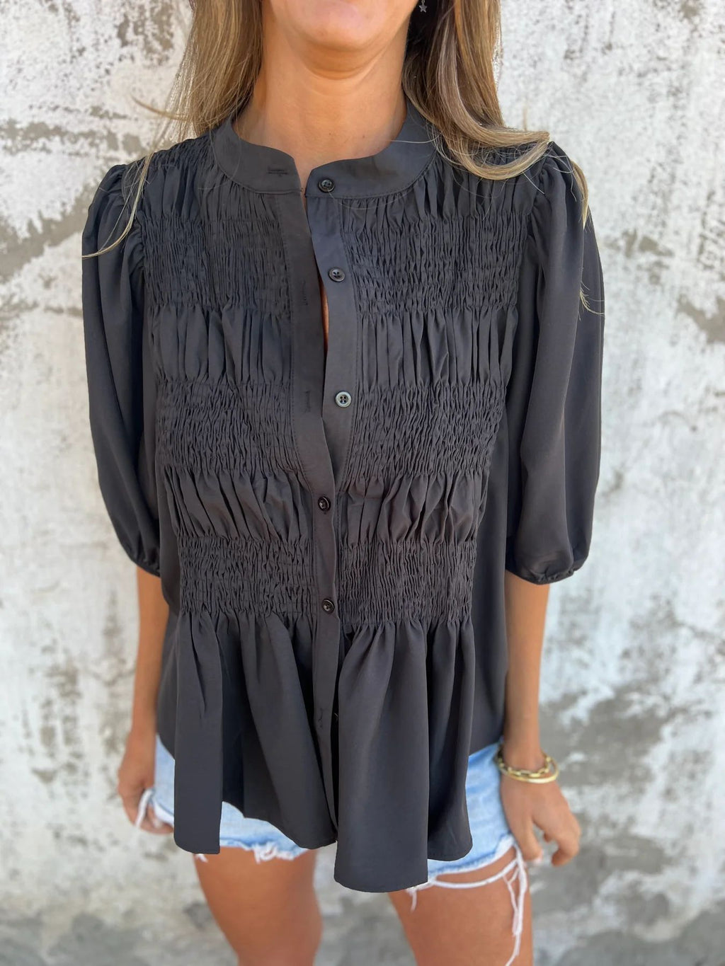 Nova- Blusa plisada con botones