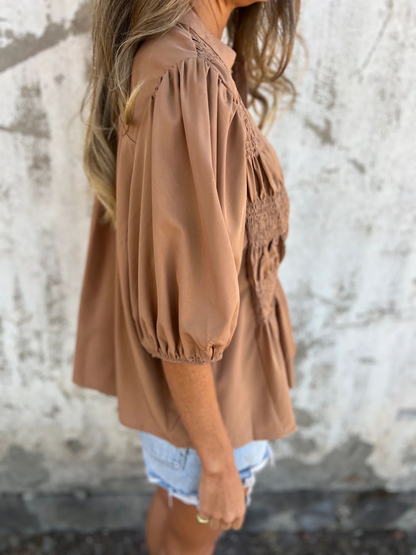 Nova- Blusa plisada con botones