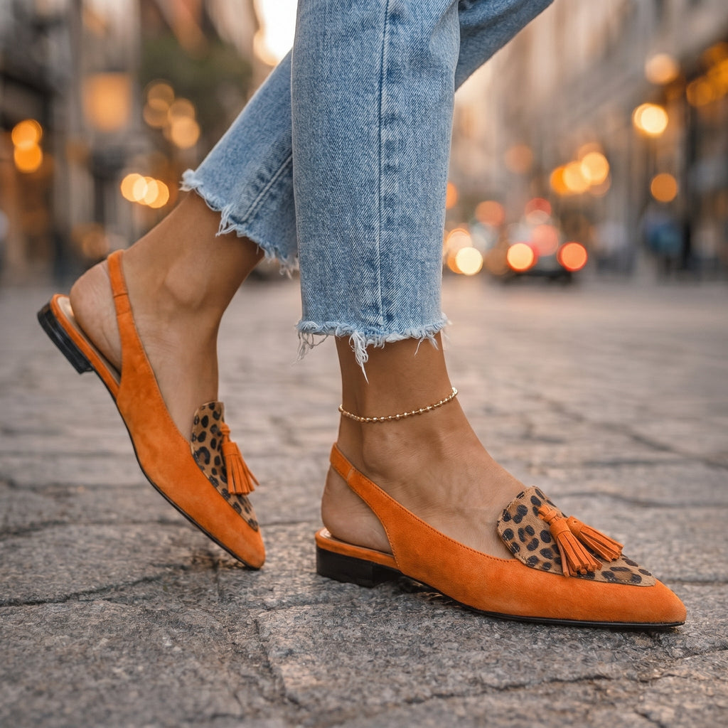 Lune|Sandalias de tiras con borlas