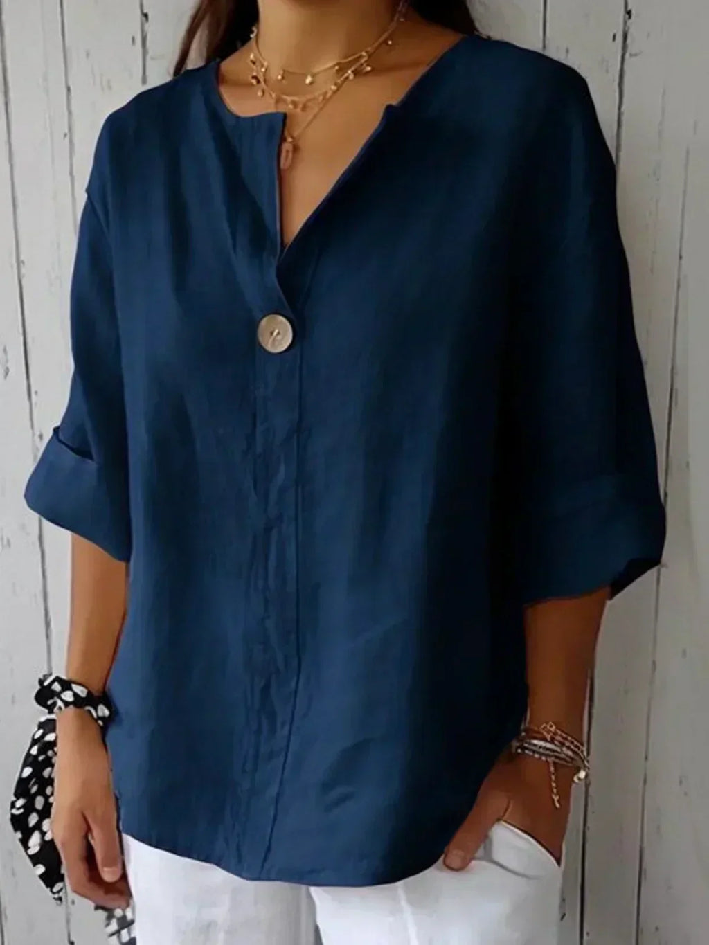 Lucy- Blusa informal con cuello en V