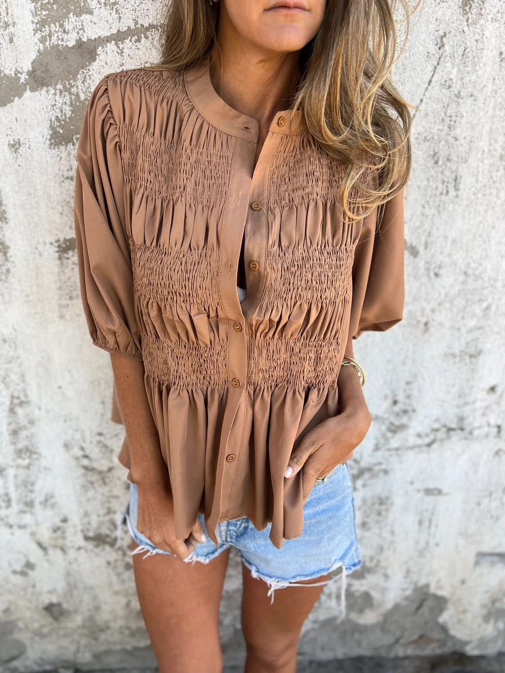 Nova- Blusa plisada con botones